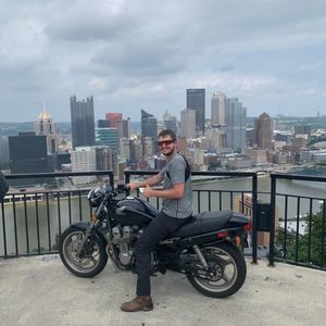 Meet your Posher, Tom